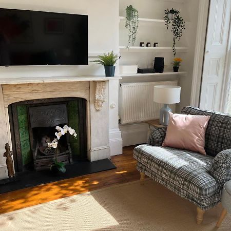 Elegant Bloomsbury Apartment In Tunbridge Wells Eksteriør bilde