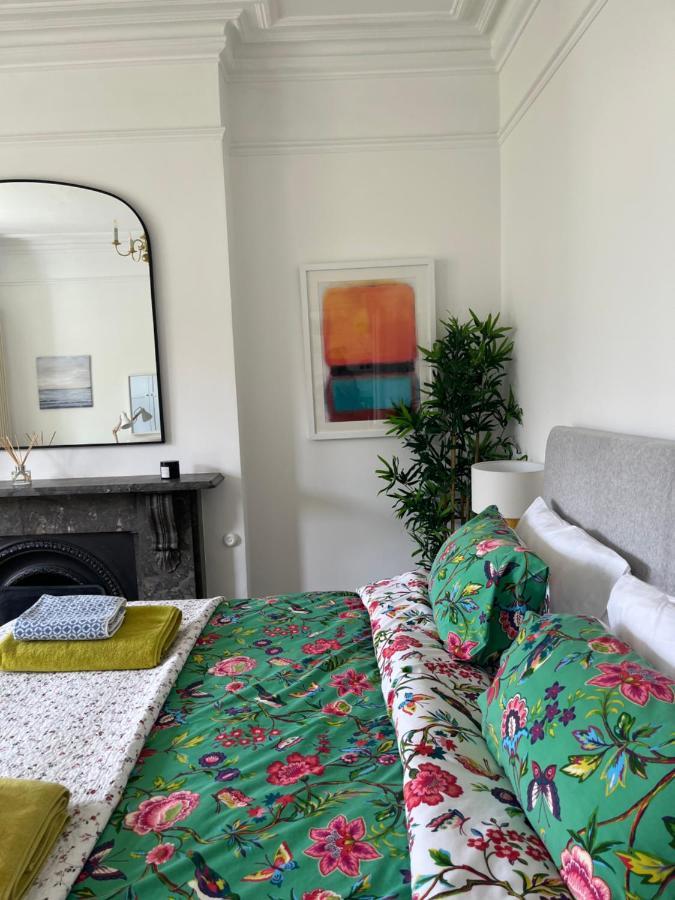 Elegant Bloomsbury Apartment In Tunbridge Wells Eksteriør bilde