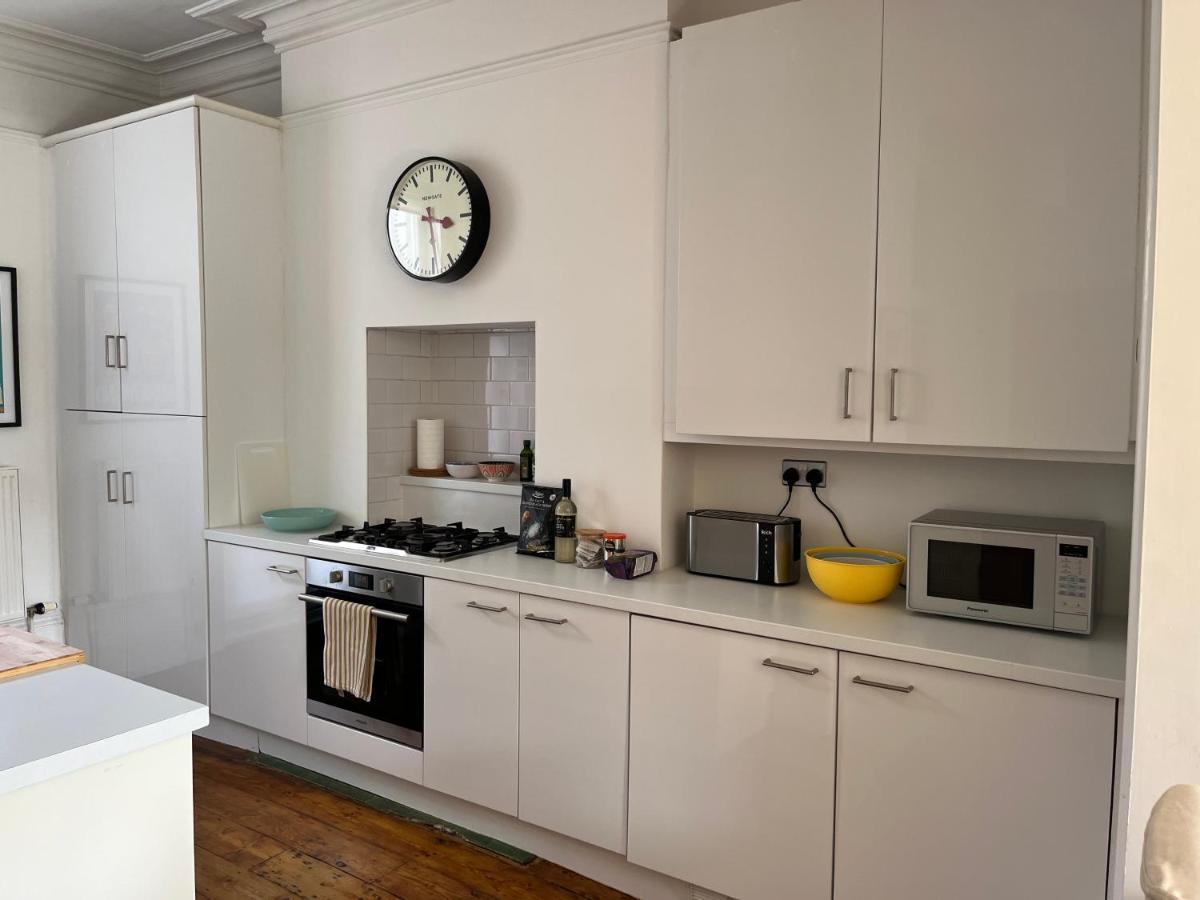 Elegant Bloomsbury Apartment In Tunbridge Wells Eksteriør bilde